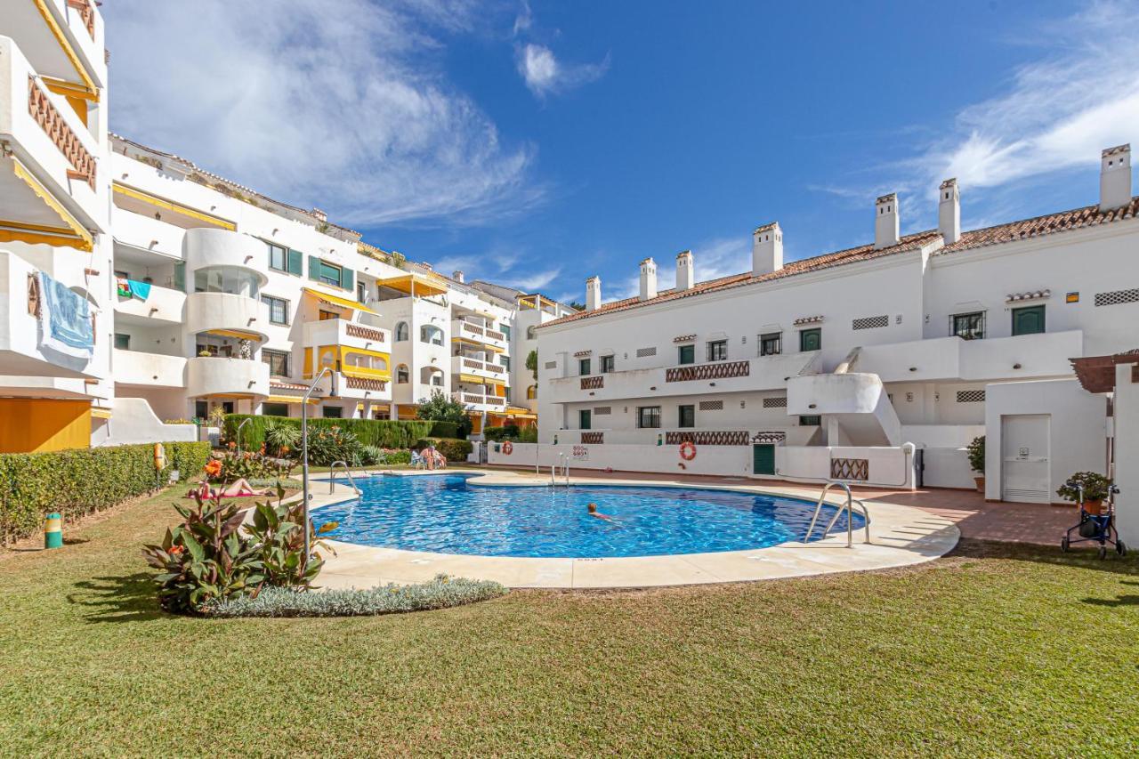 797 Holiday Rentals - Apartamento Frente Al Parque La Paloma Con Piscina Бенальмадена Екстер'єр фото
