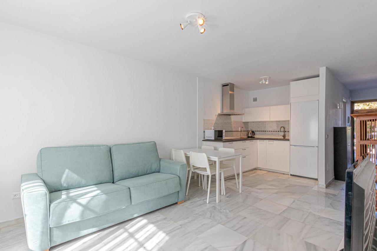 797 Holiday Rentals - Apartamento Frente Al Parque La Paloma Con Piscina Бенальмадена Екстер'єр фото