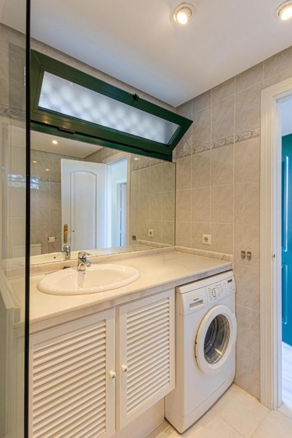 797 Holiday Rentals - Apartamento Frente Al Parque La Paloma Con Piscina Бенальмадена Екстер'єр фото